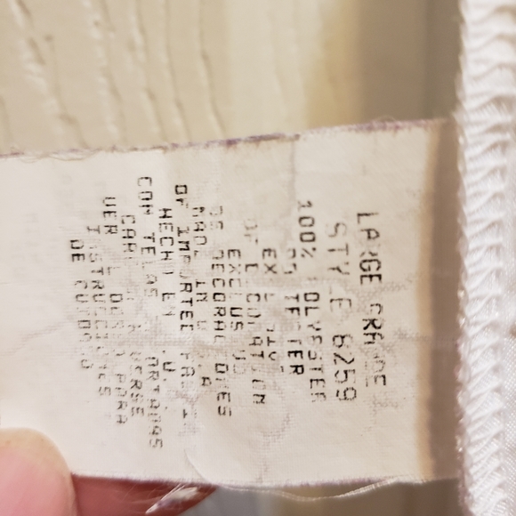 White Sleeveless Pullover Top - Picture 6 of 11